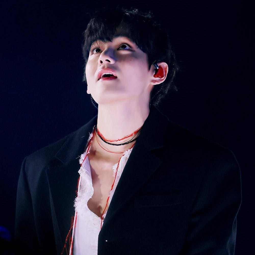 V (BTS)の最近の活動写真