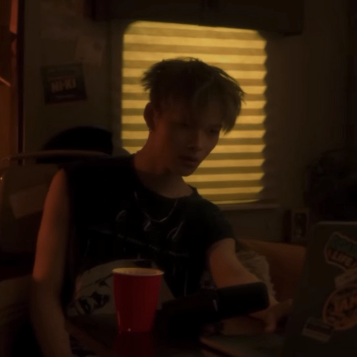 Momen yang diabadikan oleh penggemar NI-KI (ENHYPEN)