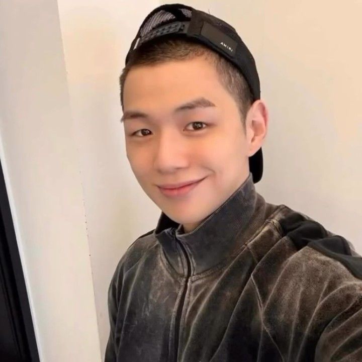 A moment captured by Kang Daniel's fan