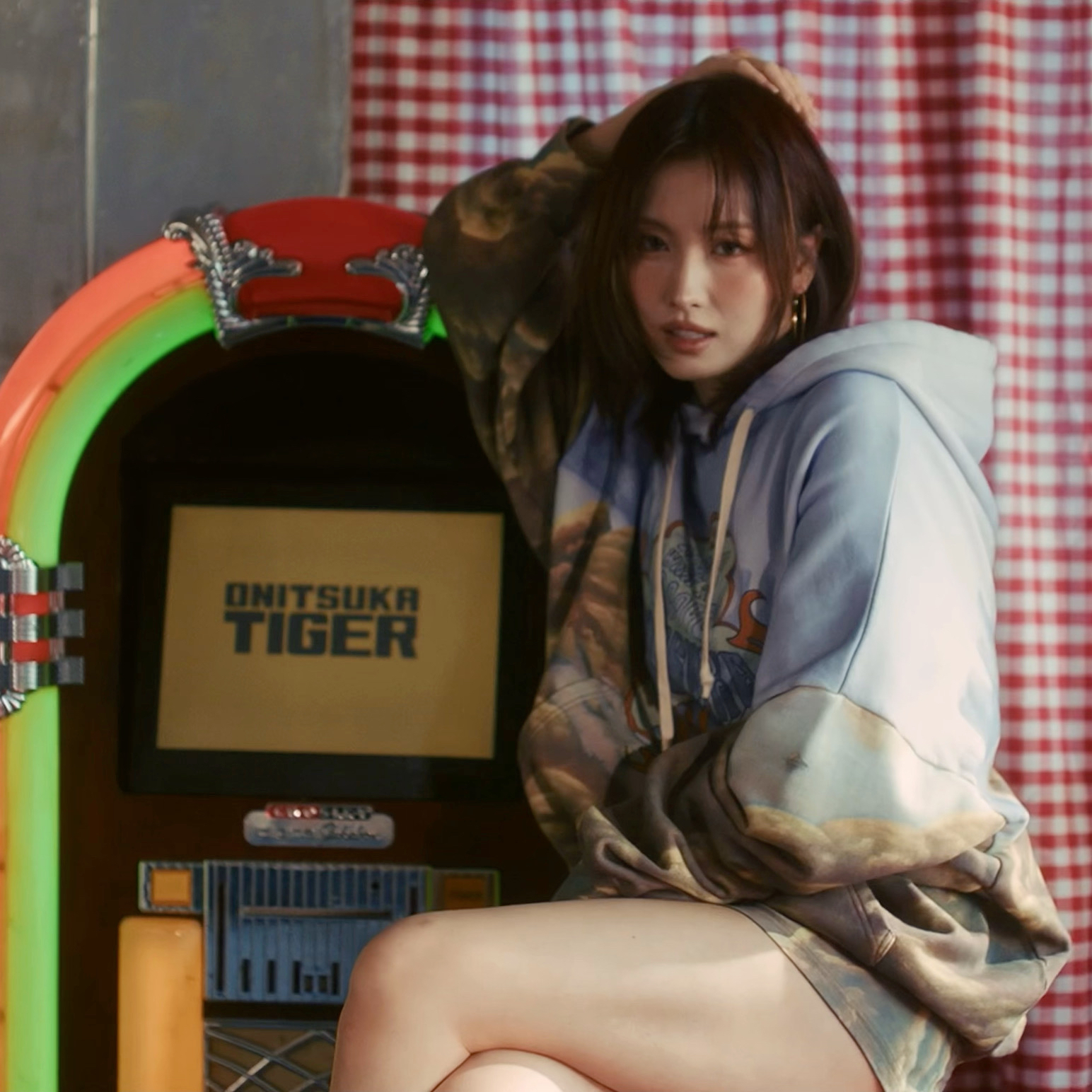 모모 (TWICE)의 비하인드 컷