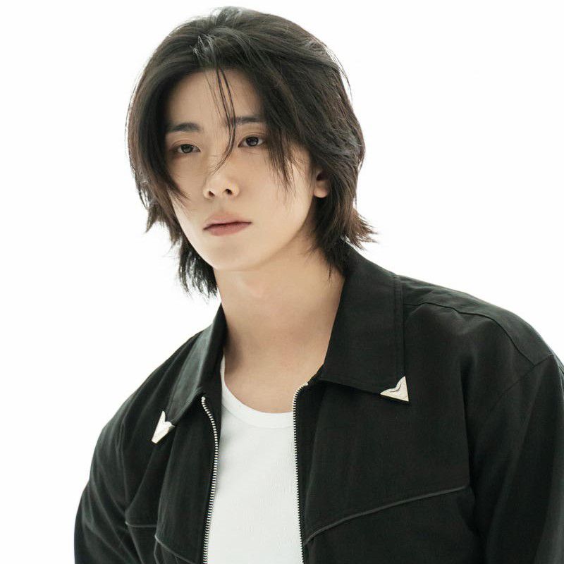 Recent activity shot of Hwiyoung (SF9)