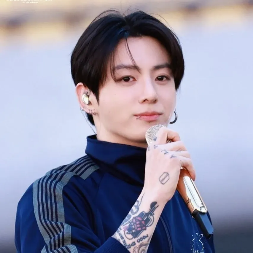 정국 (방탄소년단)의 최신 사진