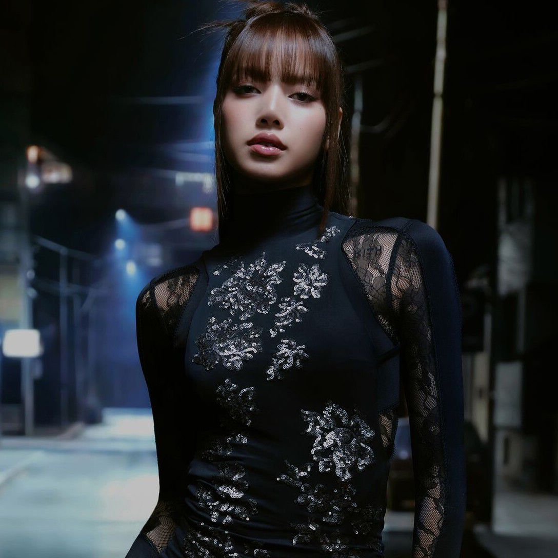 리사 (BLACKPINK)의 최신 사진