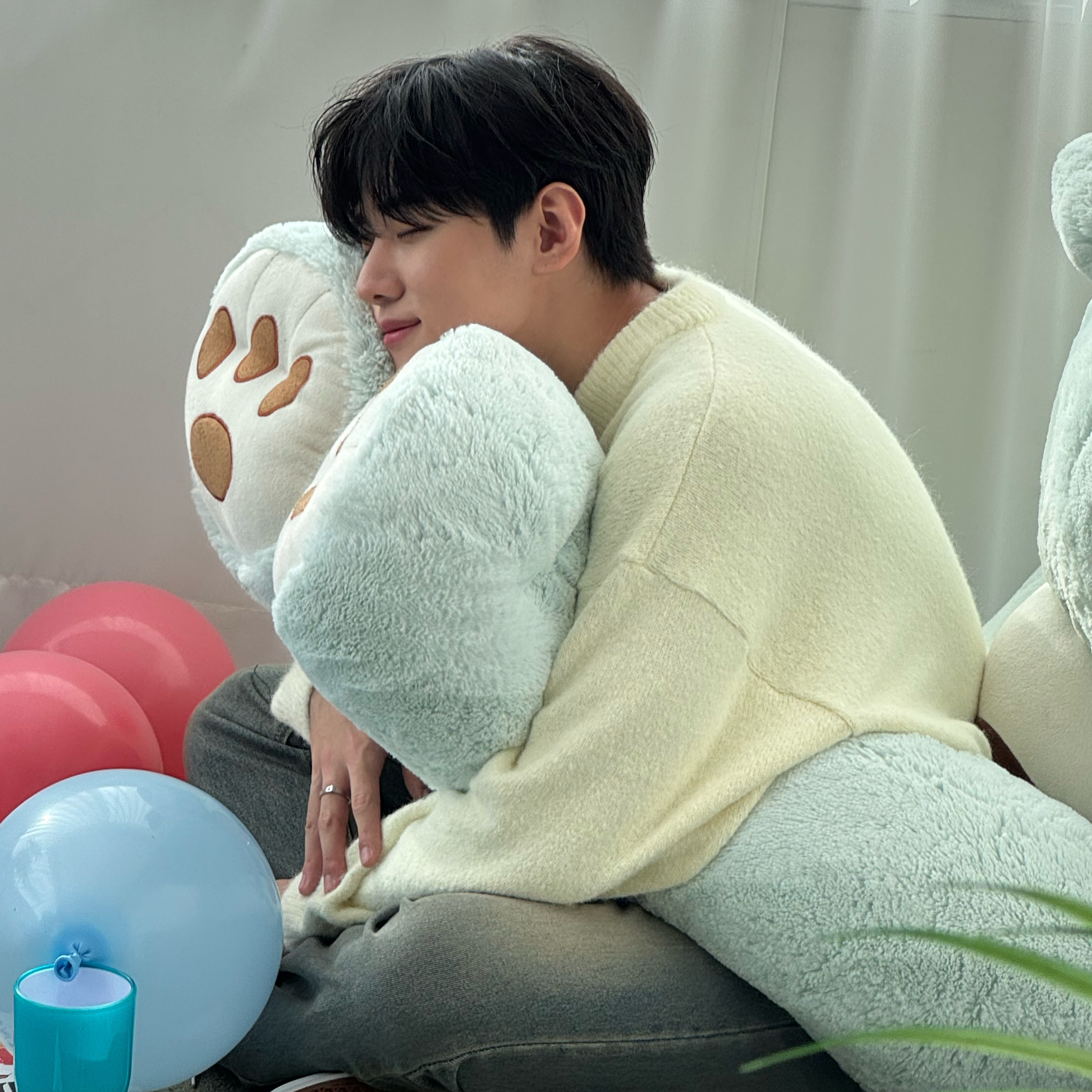 Behind-the-scenes cut of Jaechan (DKZ)