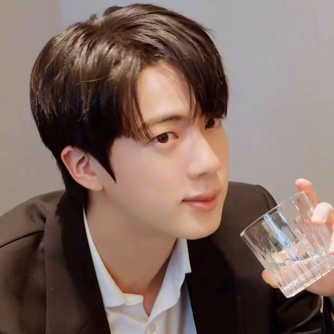 A moment captured by Jin (BTS)'s fan