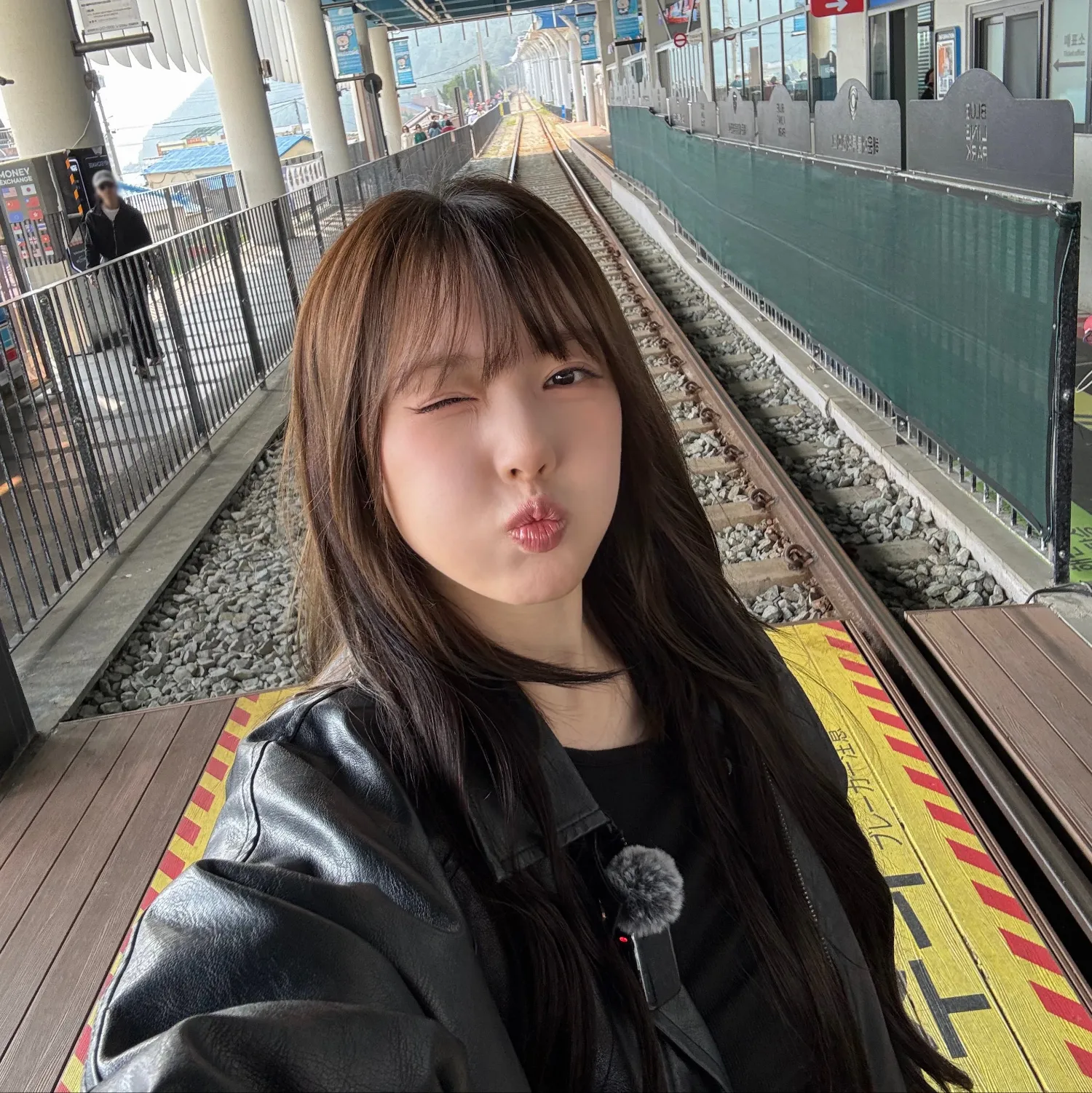 藝琳 (GFRIEND)的最新照片