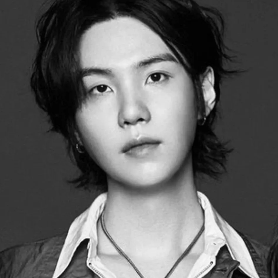 Potret di balik layar SUGA (BTS)