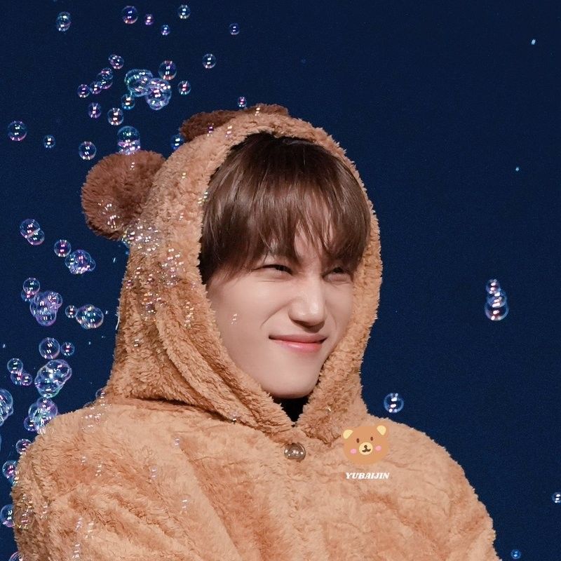 Kai (EXO)的最新照片