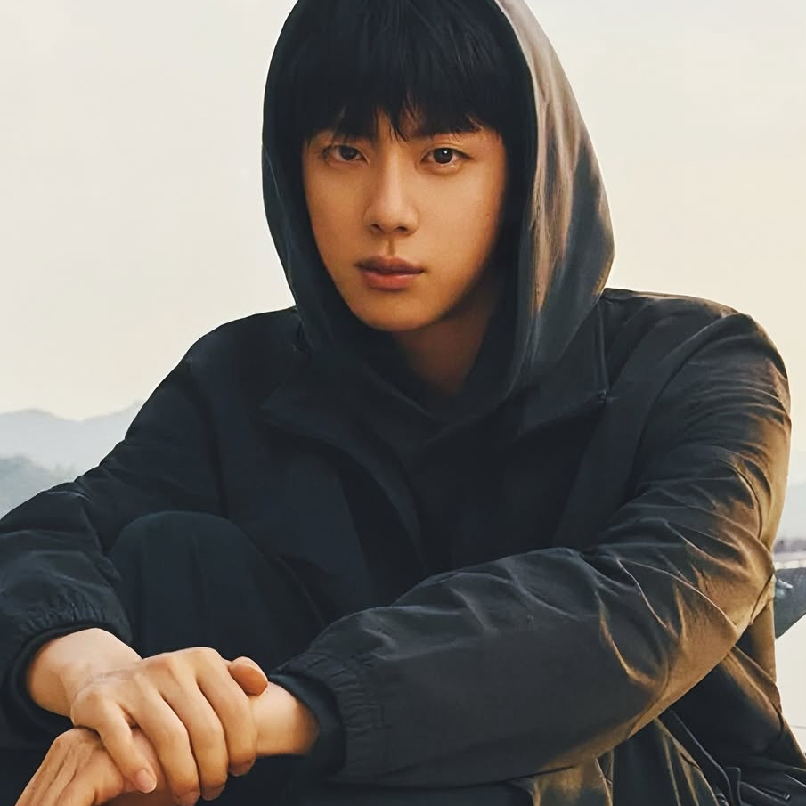 진 (방탄소년단) 최근 활동샷