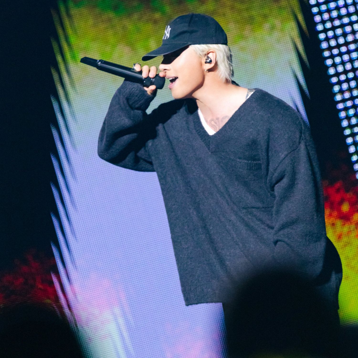 Behind-the-scenes cut of Taeyang (BIGBANG)