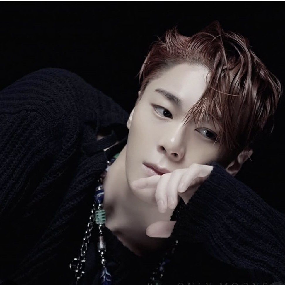 Behind-the-scenes cut of Moonbin (ASTRO)