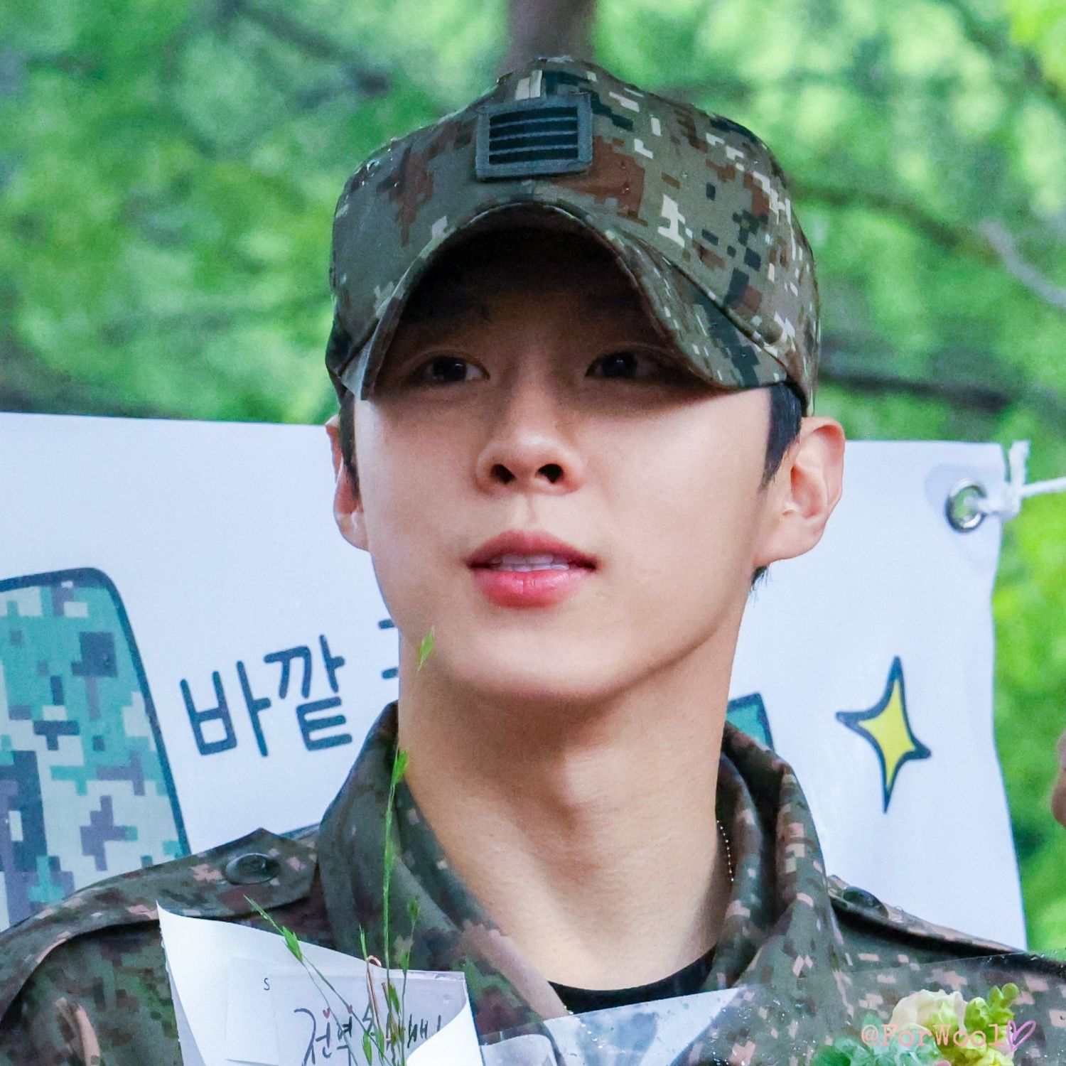 A moment captured by Kim Wooseok's fan