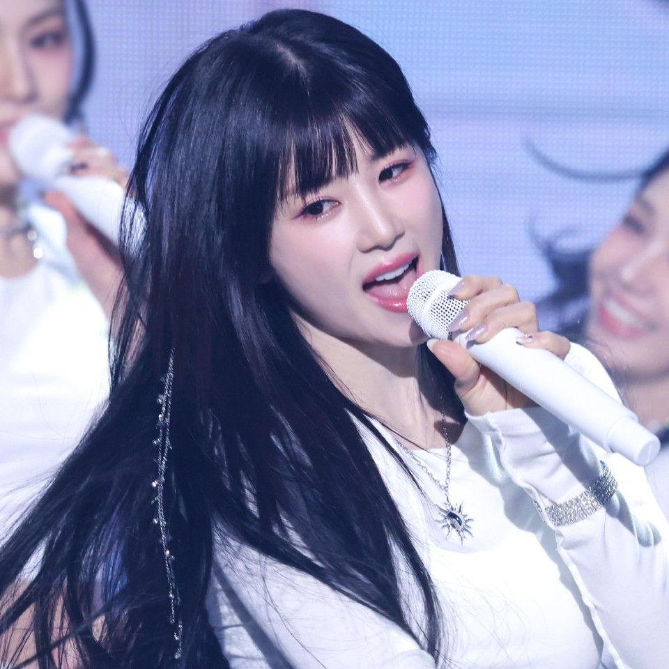 朴初珑 (Apink)的幕后花絮