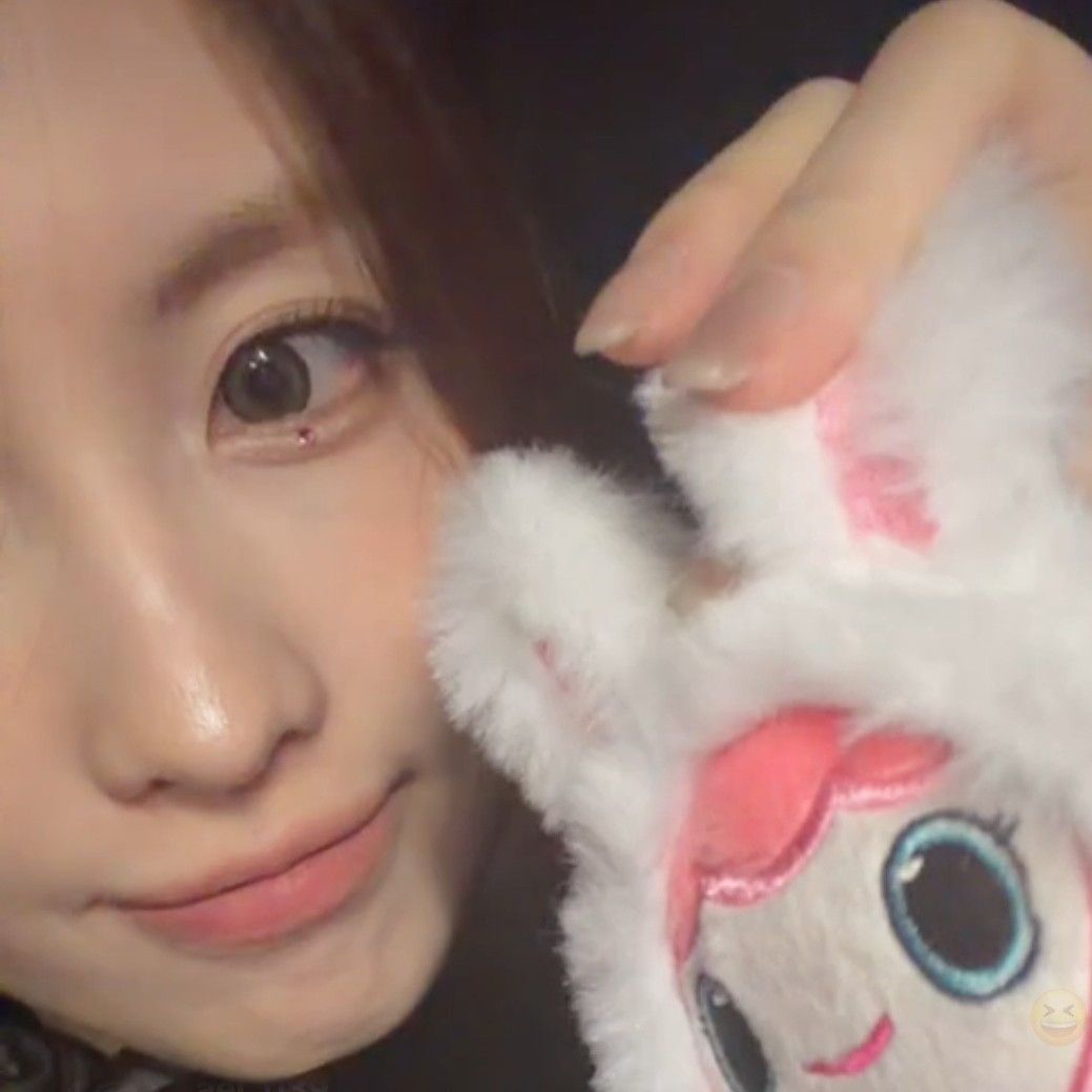 Momo (TWICE)的最新照片