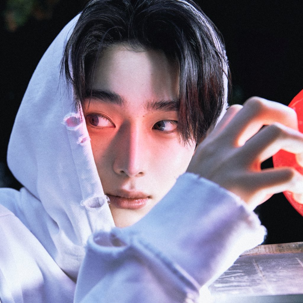 선우 (ENHYPEN) 최근 활동샷