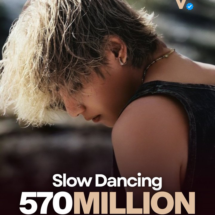 Behind-the-scenes cut of V (BTS)