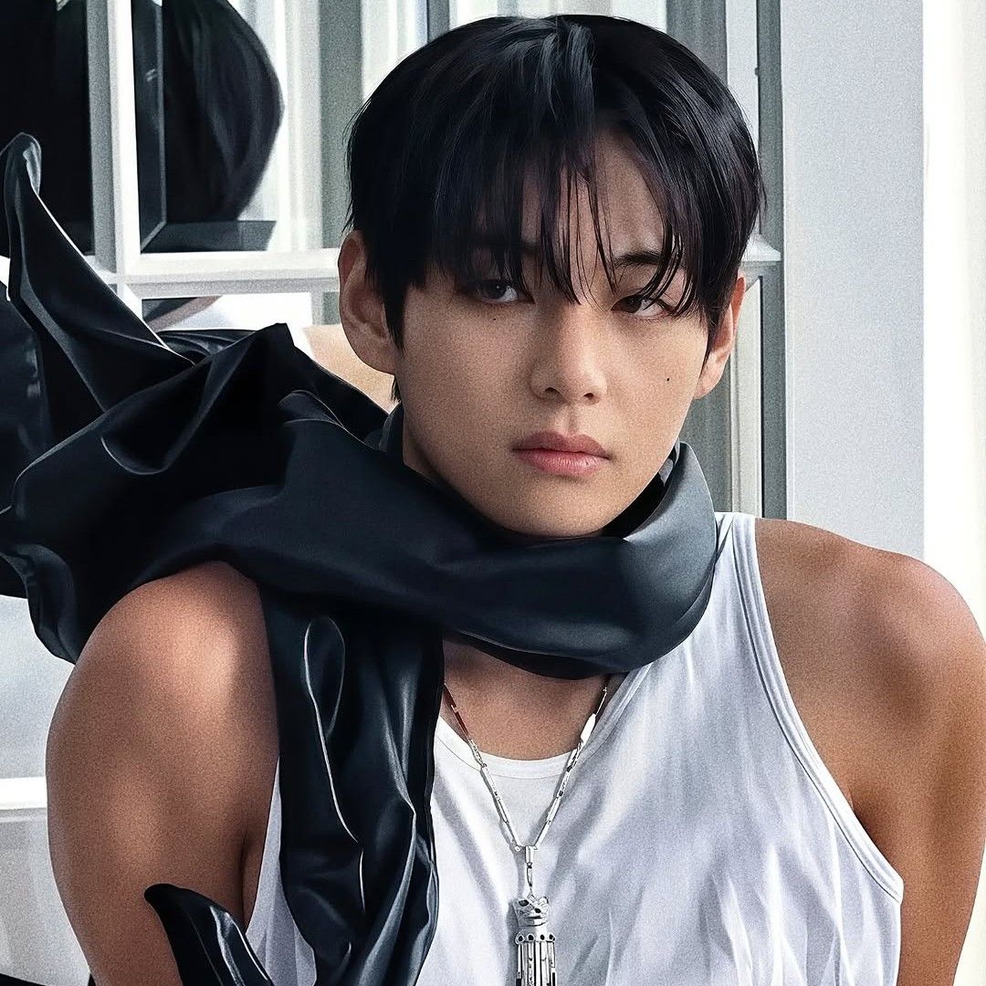 Momen yang diabadikan oleh penggemar V (BTS)