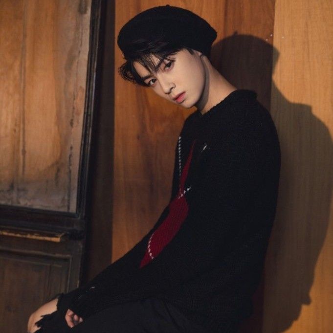 Behind-the-scenes cut of Eunwoo (ASTRO)