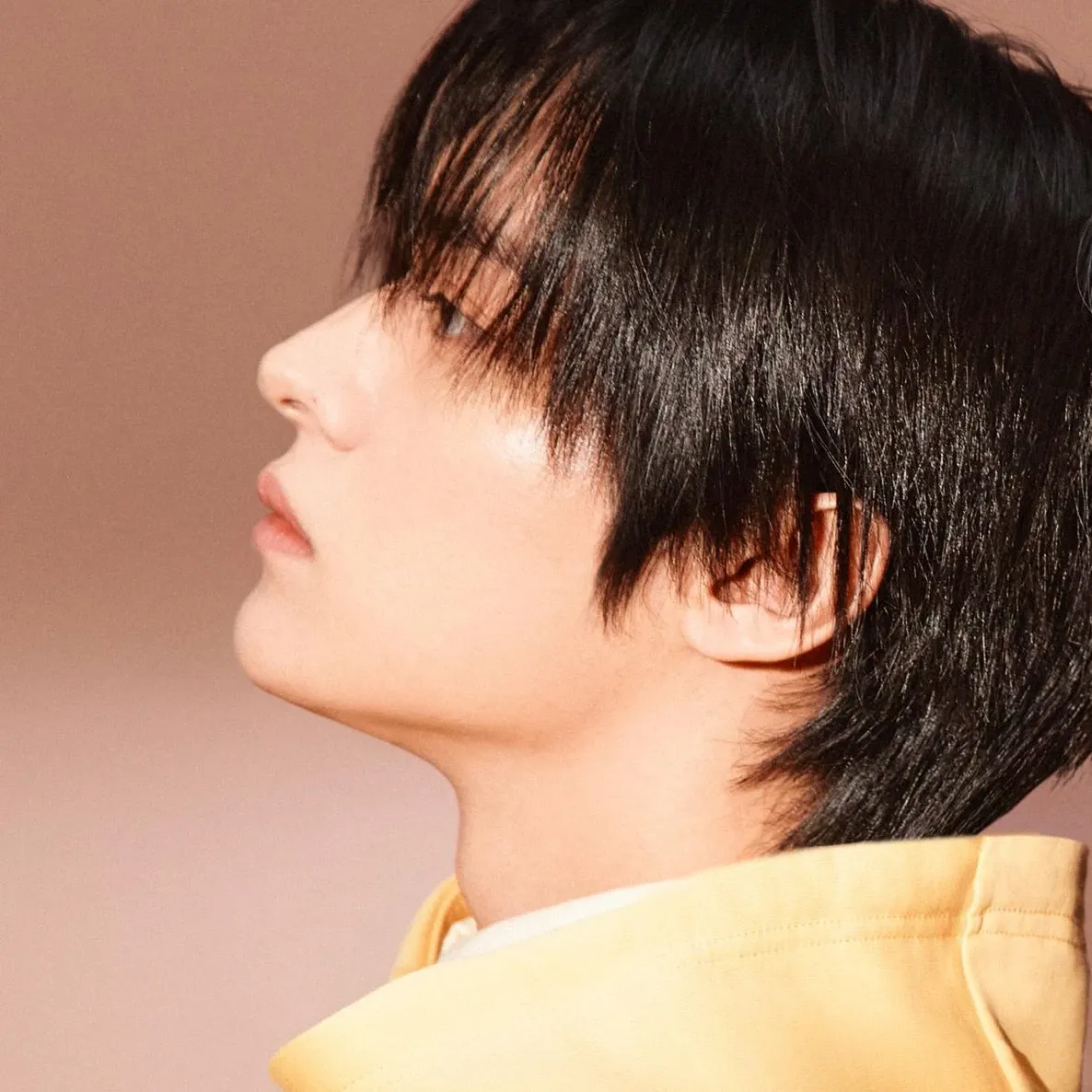 Latest photo of Lee Know (Stray Kids)