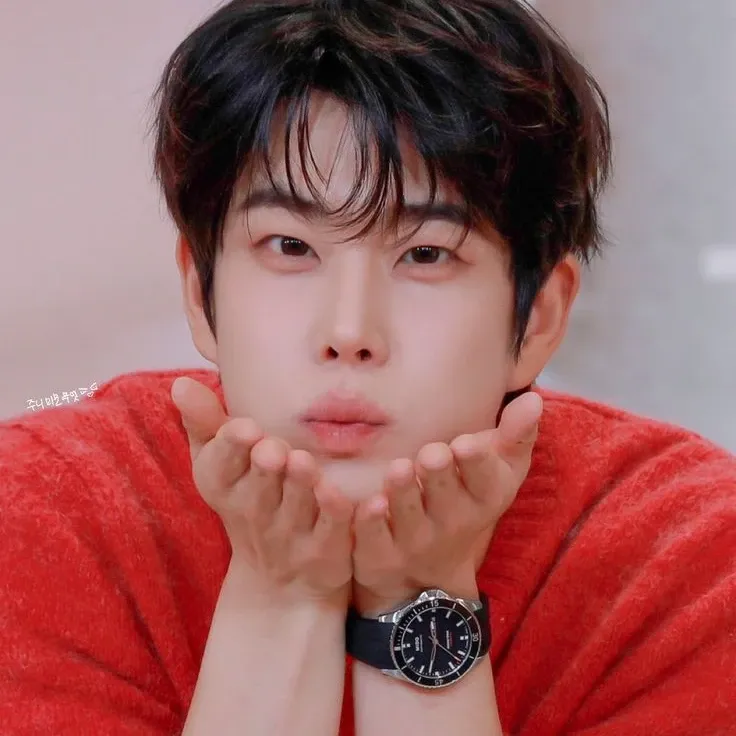 Latest photo of MJ (ASTRO)