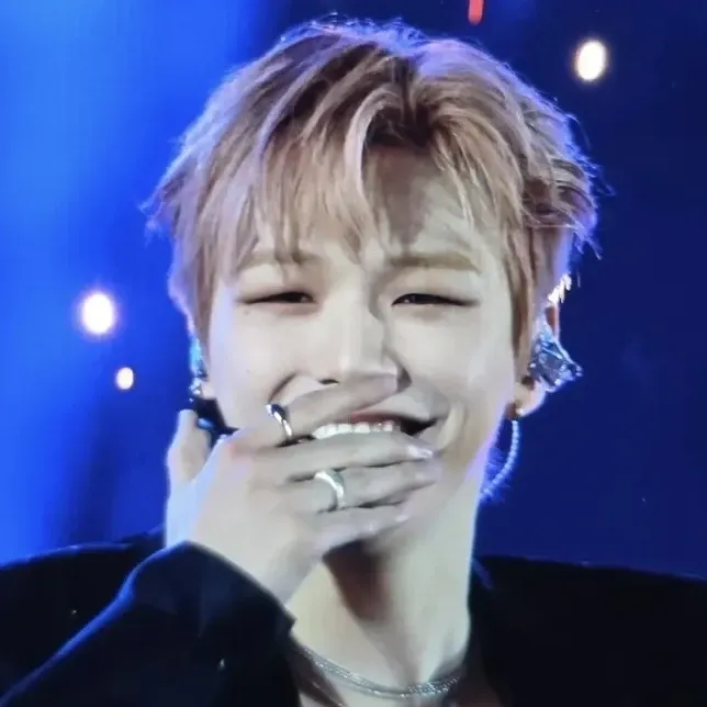 강다니엘 최근 활동샷