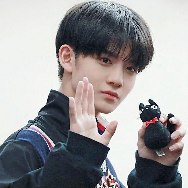 Latest photo of Bae Jinyoung