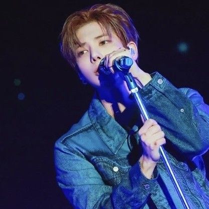 태현 (투모로우바이투게더)의 비하인드 컷