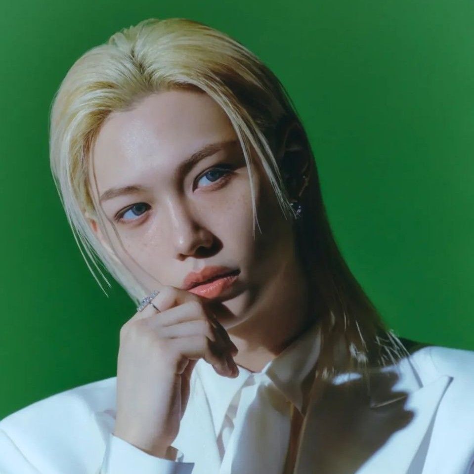 Behind-the-scenes cut of Felix (Stray Kids)