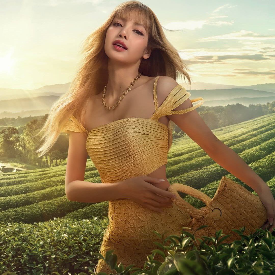 리사 (BLACKPINK) 최근 활동샷