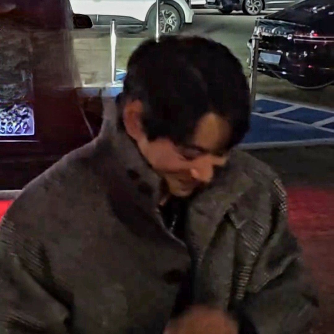 Behind-the-scenes cut of Hwang Chiyeol