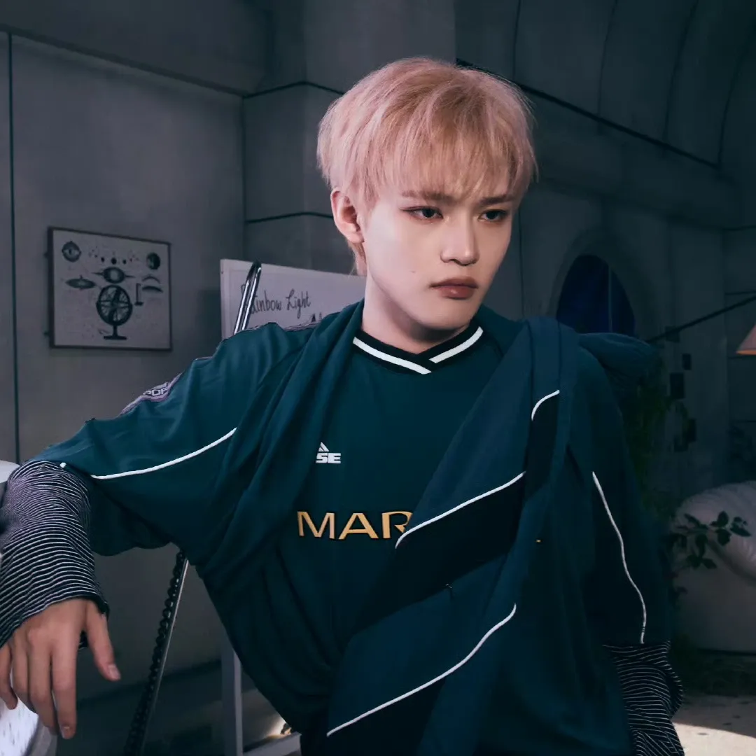 Behind-the-scenes cut of Chenle (NCT DREAM)