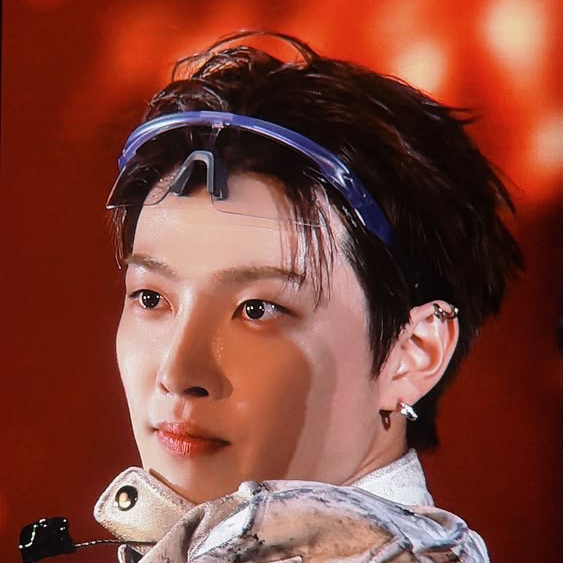Latest photo of Hongjoong (ATEEZ)