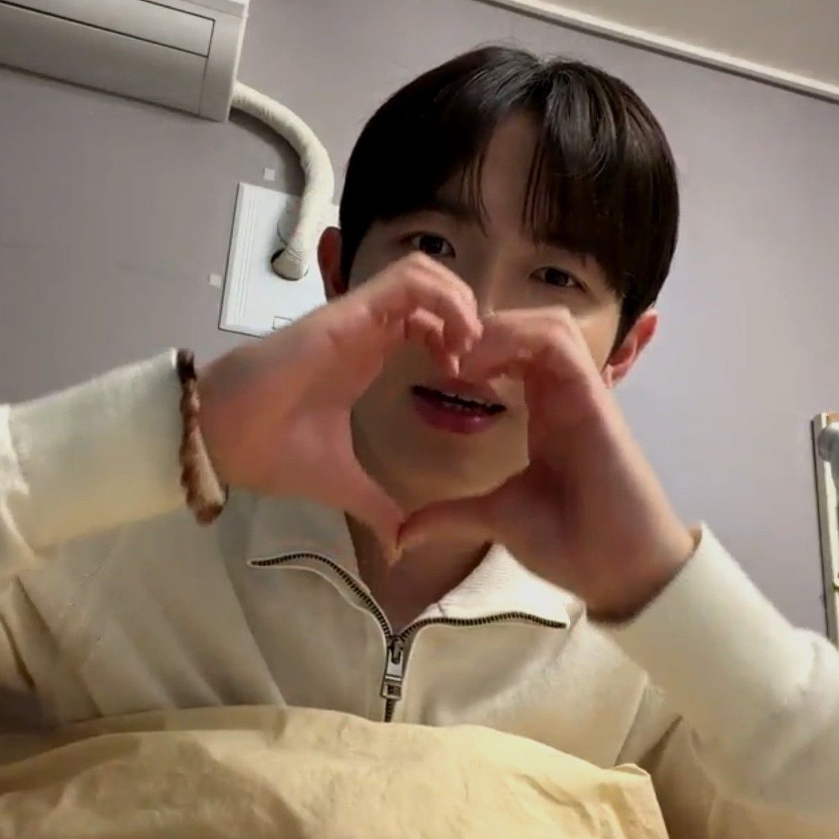 Momen yang diabadikan oleh penggemar Kim Jaehwan