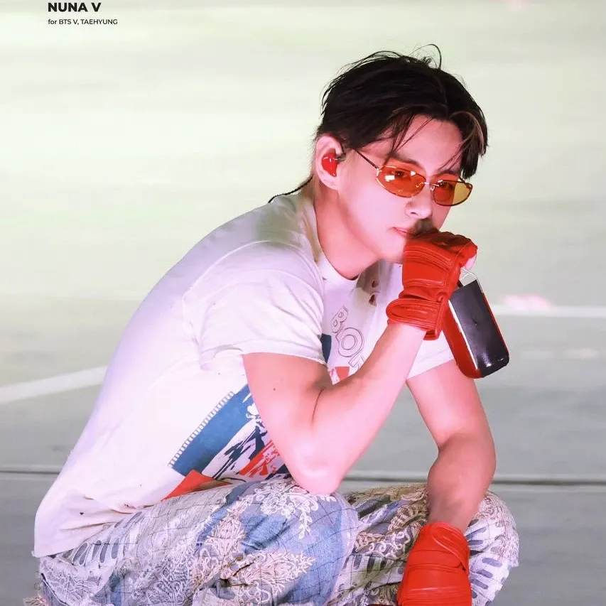 Recent activity shot of V (BTS)