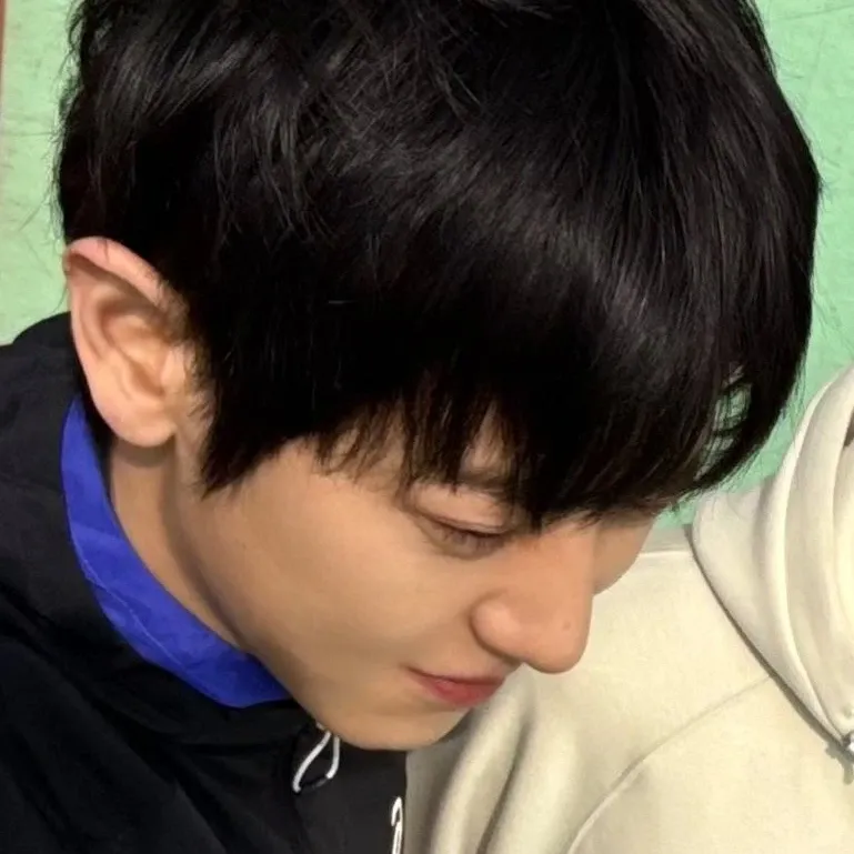 찬열 (EXO)의 비하인드 컷