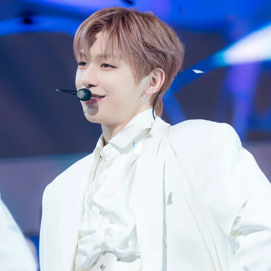 Foto aktivitas terbaru Kang Daniel