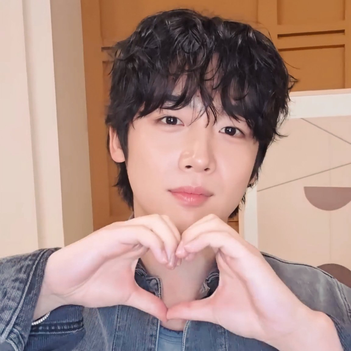 Latest photo of Kim Yohan (WEi)