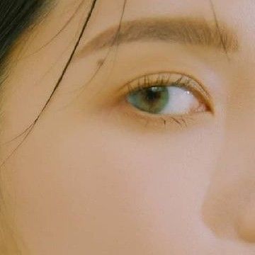 A moment captured by Solar (MAMAMOO)'s fan