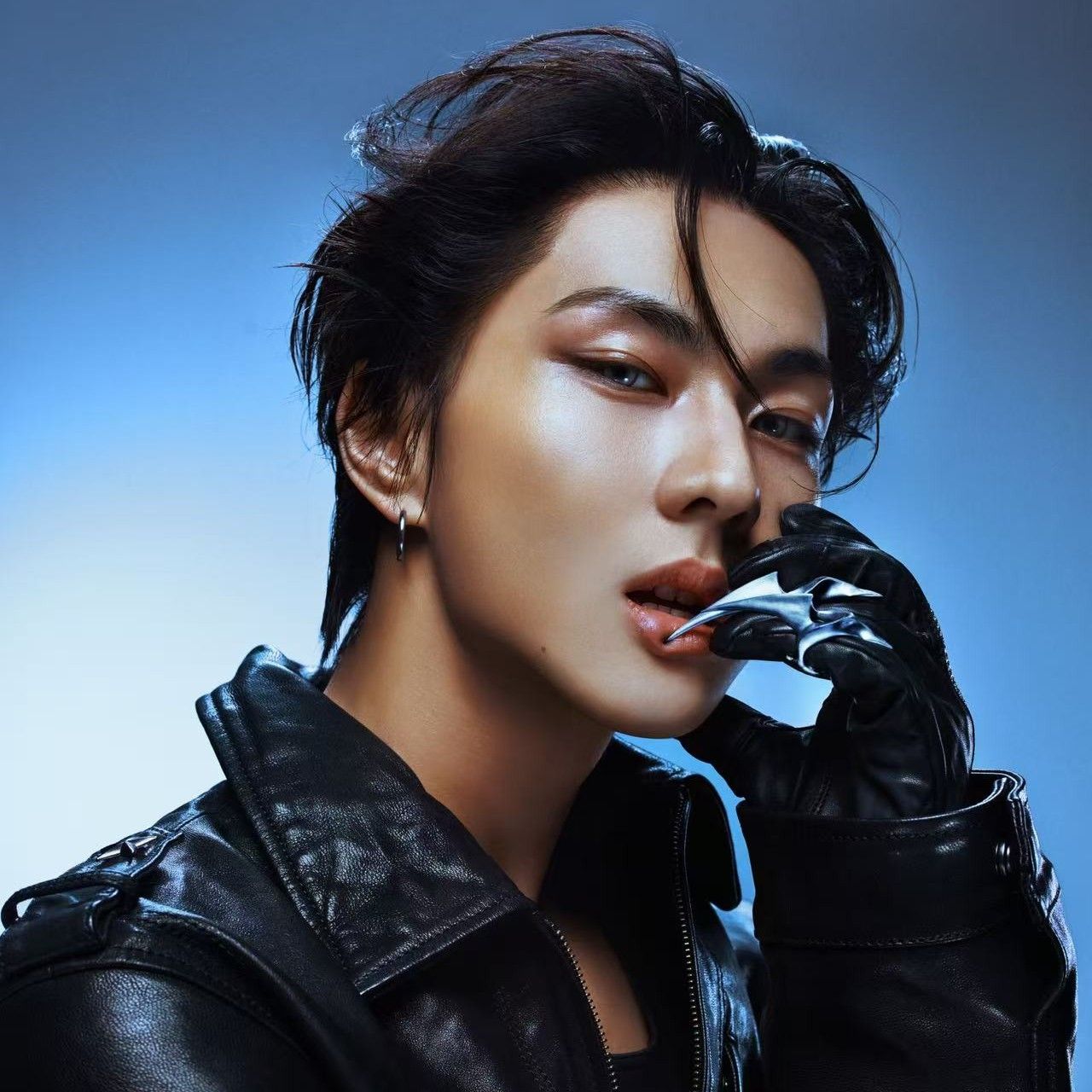 Latest photo of Jungwon (ENHYPEN)