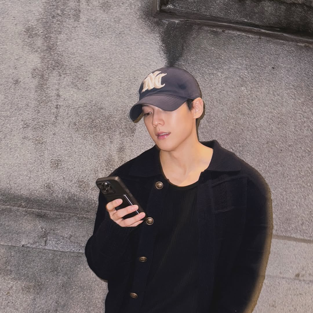 Behind-the-scenes cut of Lee Minhyuk (BTOB)