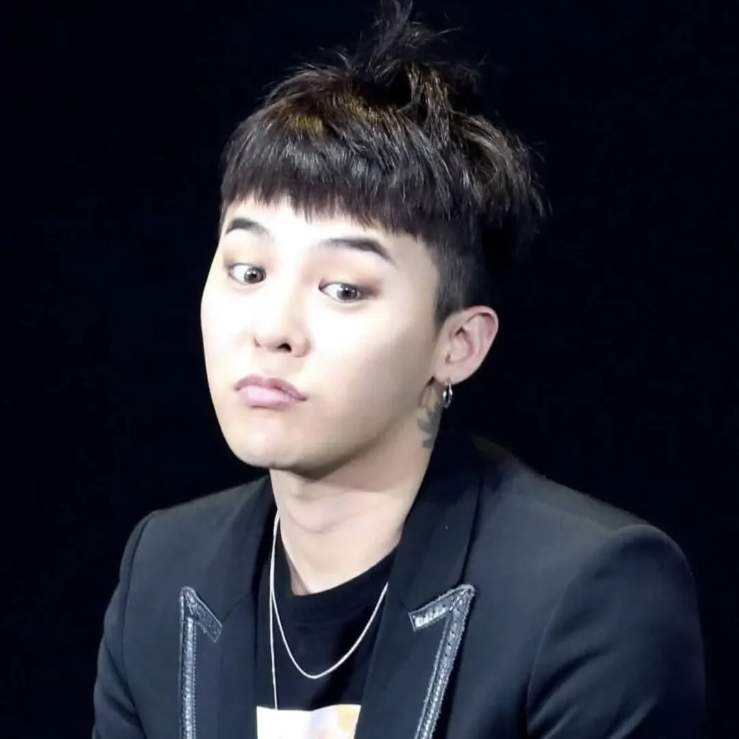 G-DRAGON (BIGBANG)的最新活动照片