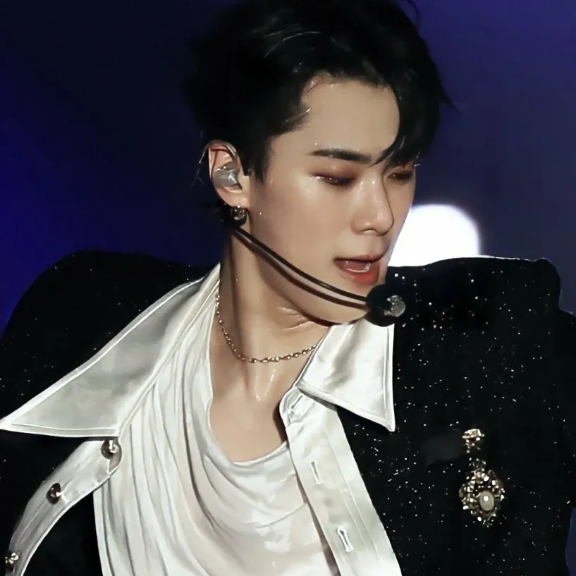 Behind-the-scenes cut of Moonbin (ASTRO)