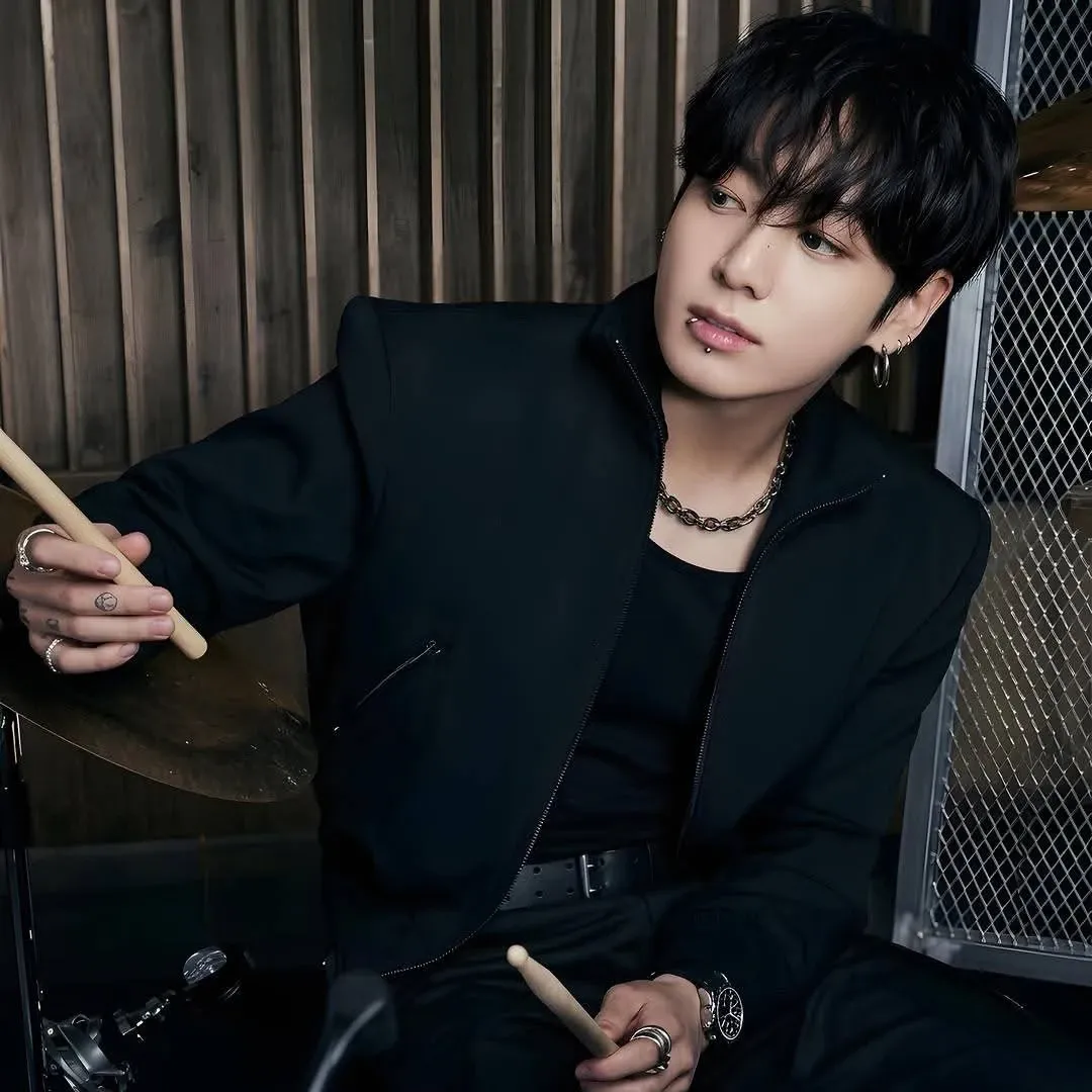 Recent activity shot of Jungkook (BTS)