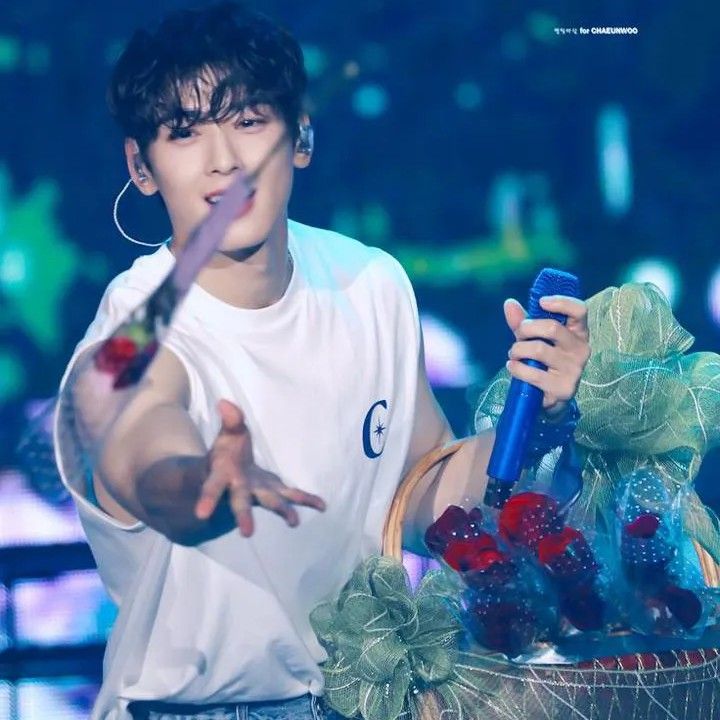 Behind-the-scenes cut of Eunwoo (ASTRO)