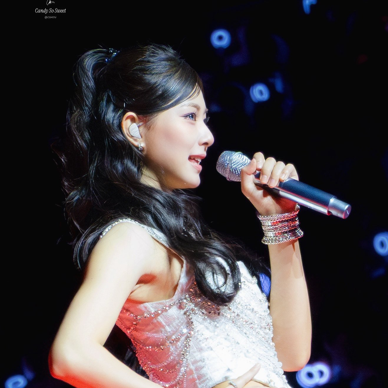 Potret di balik layar Tzuyu (TWICE)