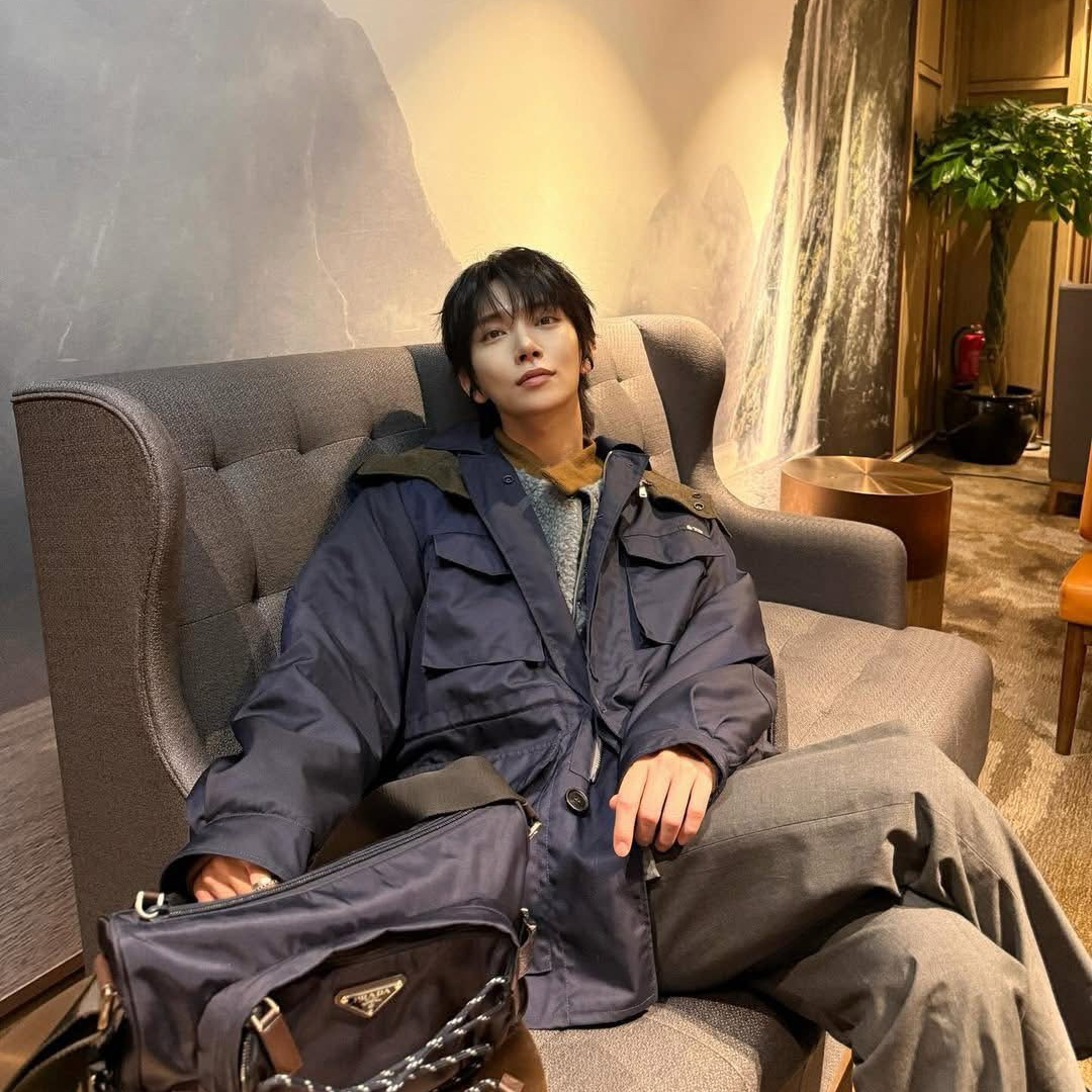 Latest photo of Joshua (SEVENTEEN)