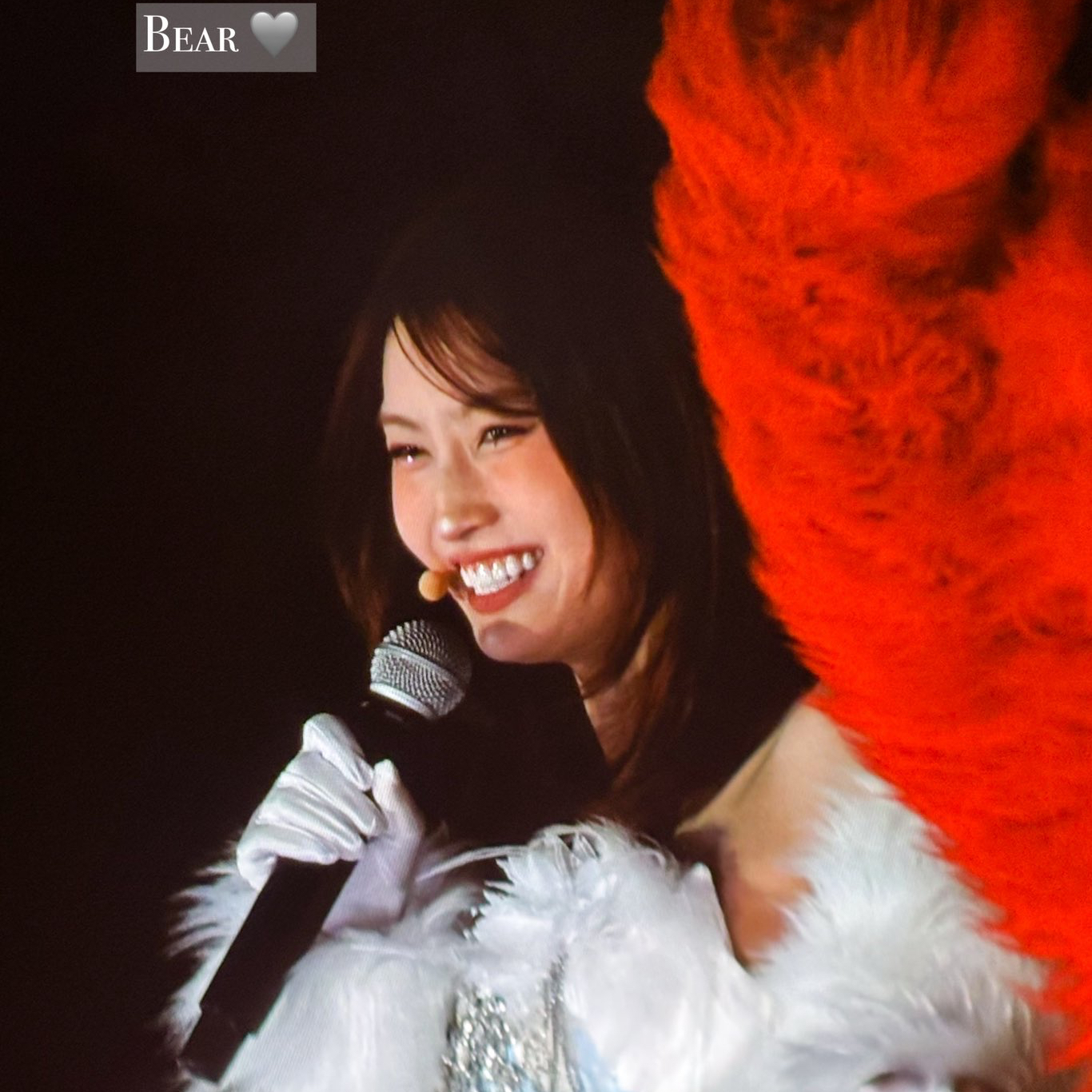 Momo (TWICE)的幕後花絮