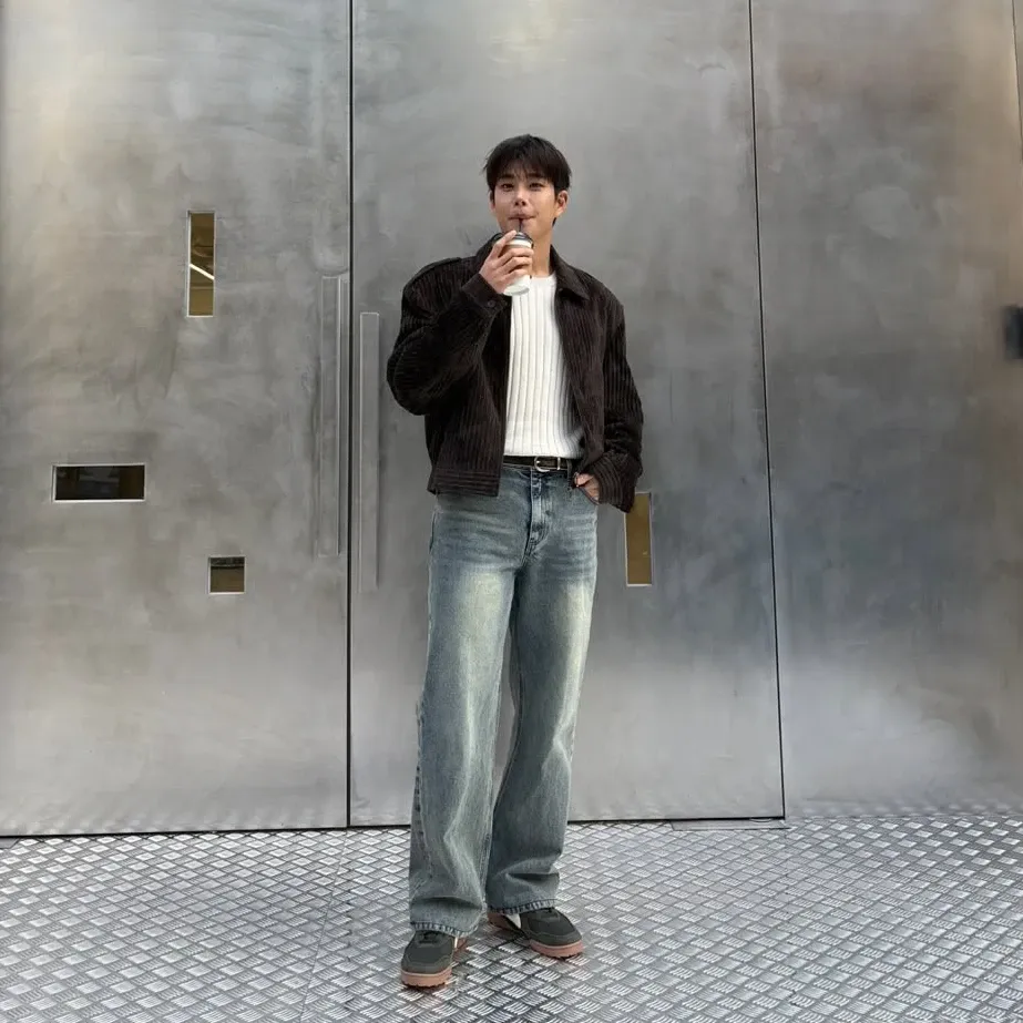 Latest photo of MJ (ASTRO)