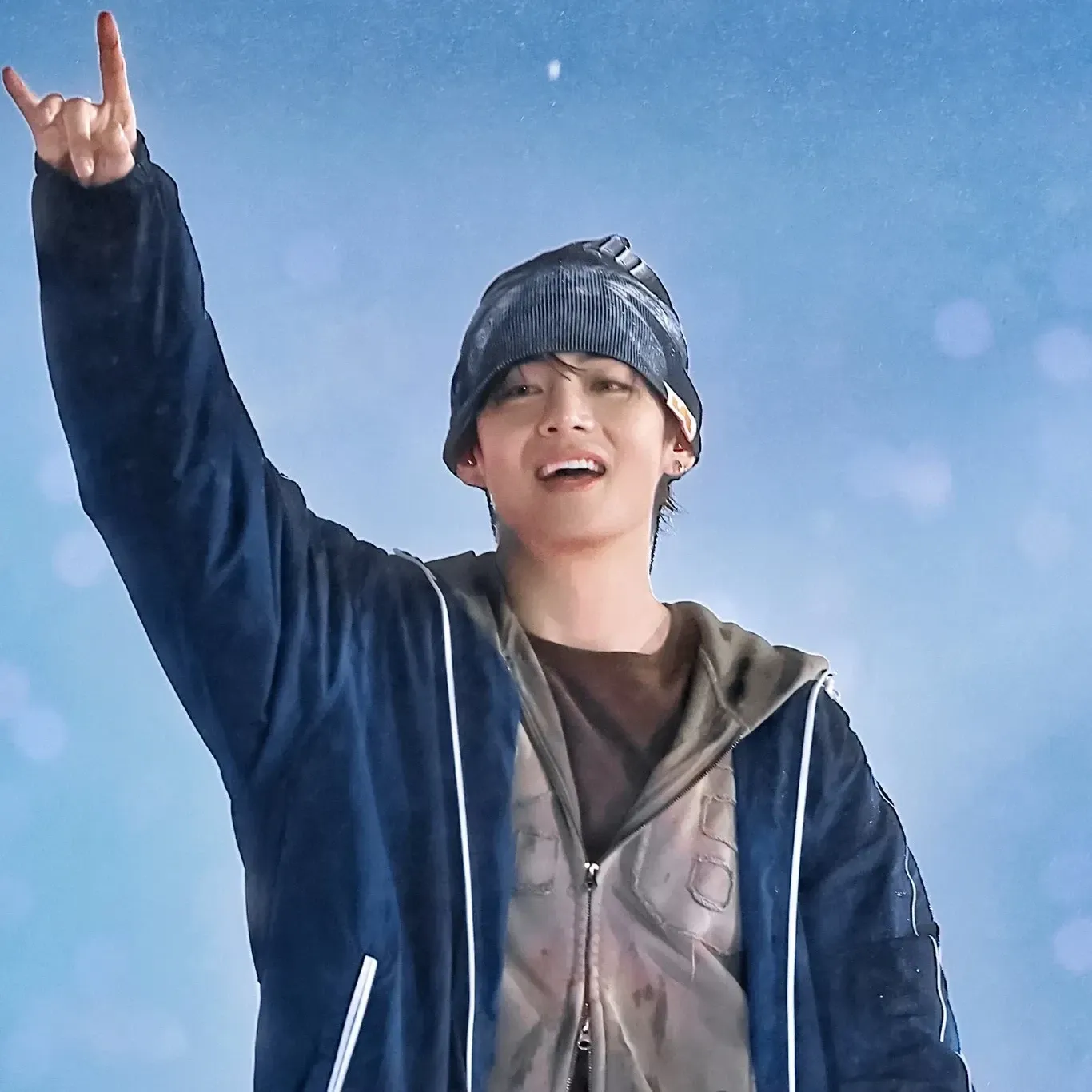 Foto terbaru V (BTS)