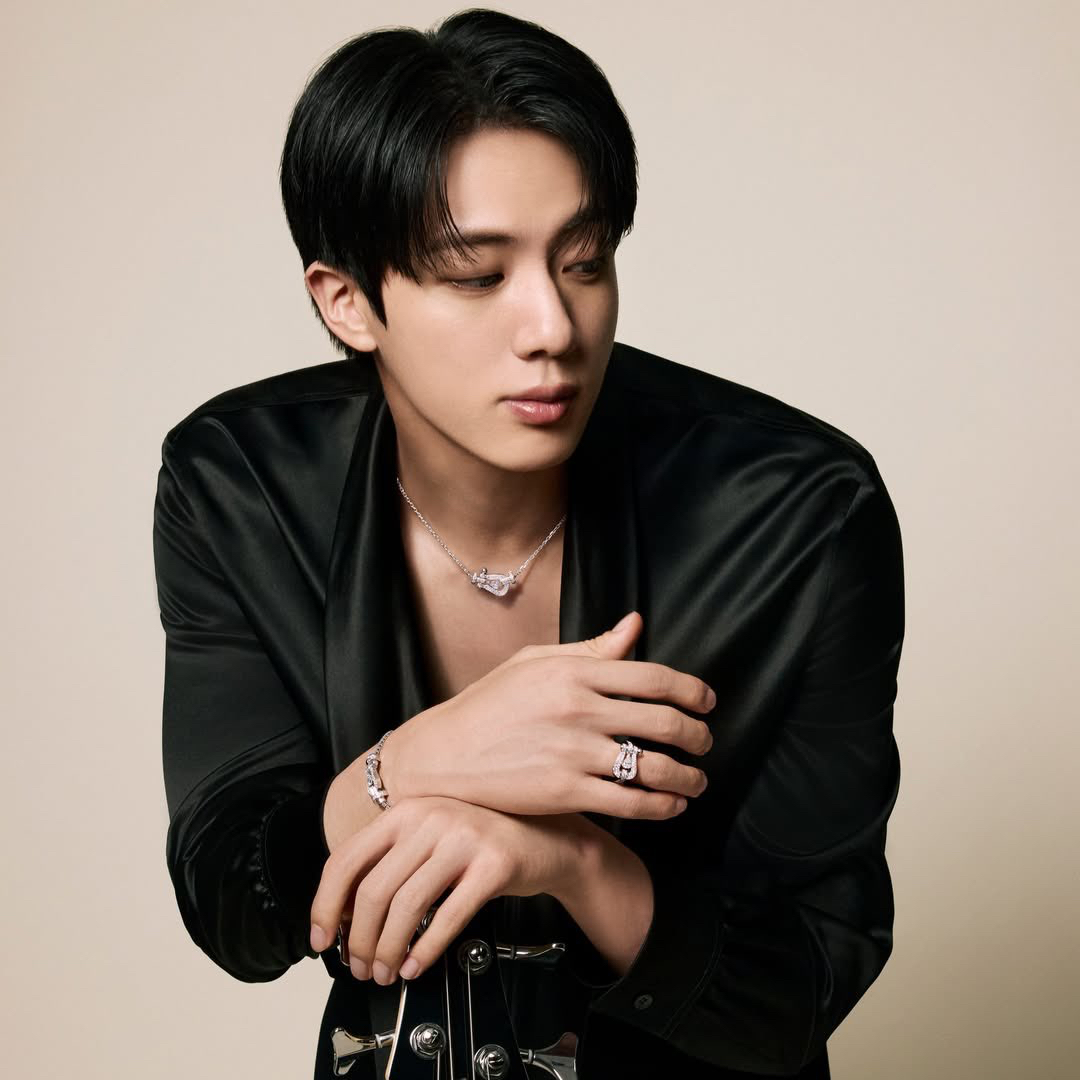 Latest photo of Jin (BTS)